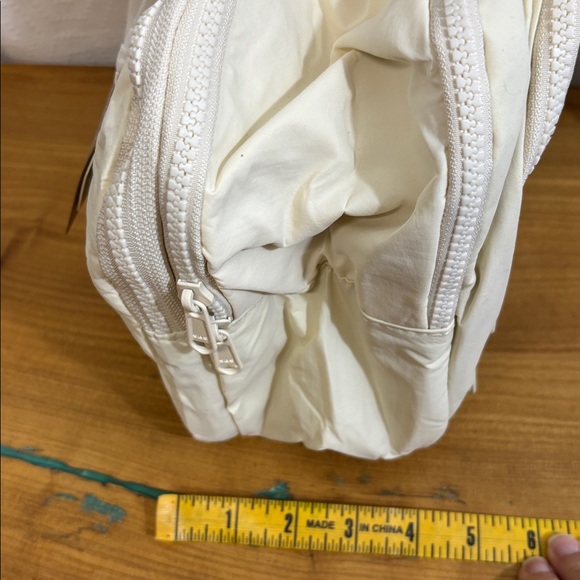 Viral Bagsmart cosmetic bag toiletry bag - Picture 10 of 11